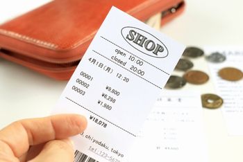 有益な情報を無料で提供するから、信用を得ることができる。