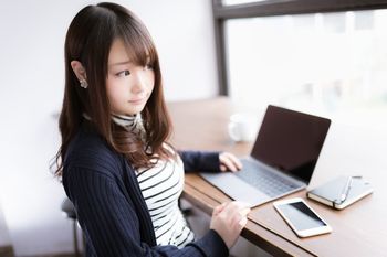 インターネットビジネスは、誰でも簡単に、手軽に行うことができる！ネット副業には最適。