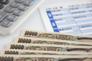 自宅にいながら収入を得ることができるネットビジネスは、本当にすごい。