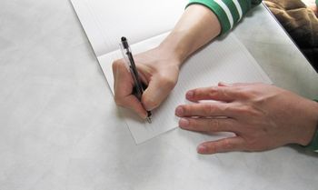 ネット副業で文章を書くポイントは、最初に大切なことを書くこと。