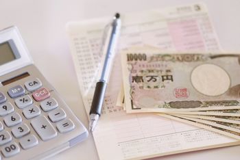 ネット副業で月20万円の収入を継続して得られたら、現在の不満が無くなり、将来への不安が無くなる。