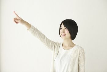 尊敬できる人や、目指すべき人を見つけて、その人の考え方を真似する方法が、最も結果が出やすい。
