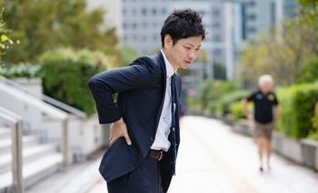 年を取るにつれて、怪我の治りが遅くなる