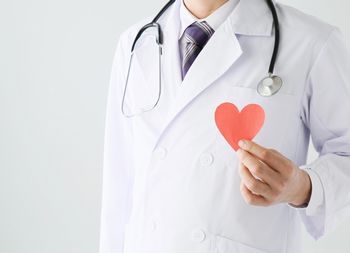 毎月20万円の収入を、安定して得ることができれば、多くの人が持っている悩みのほとんどは、解決することができる！